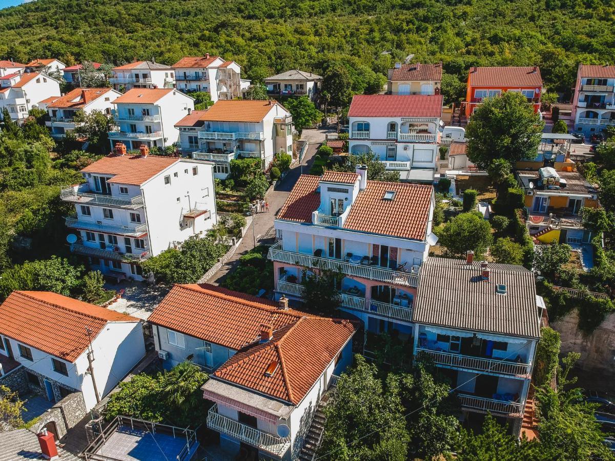 Apartmani Tena Selce Ngoại thất bức ảnh