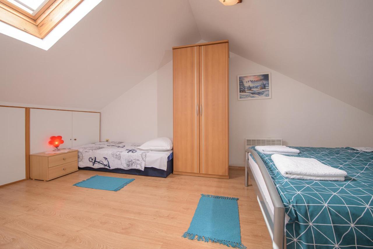 Apartmani Tena Selce Ngoại thất bức ảnh