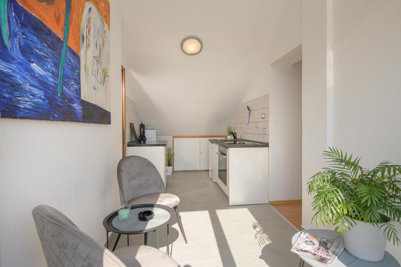 Apartmani Tena Selce Ngoại thất bức ảnh