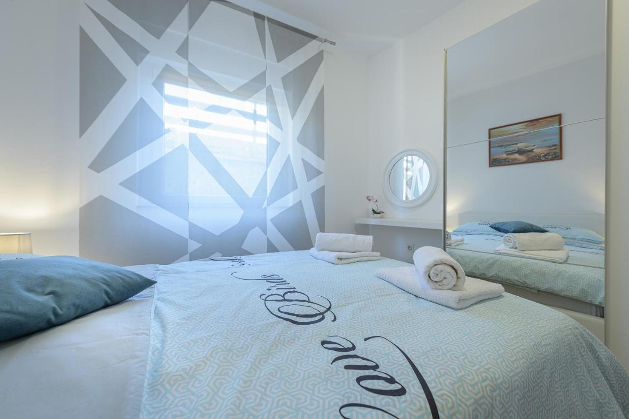 Apartmani Tena Selce Ngoại thất bức ảnh