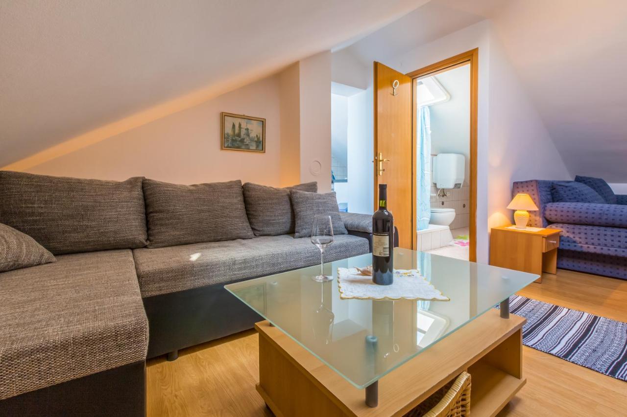 Apartmani Tena Selce Ngoại thất bức ảnh